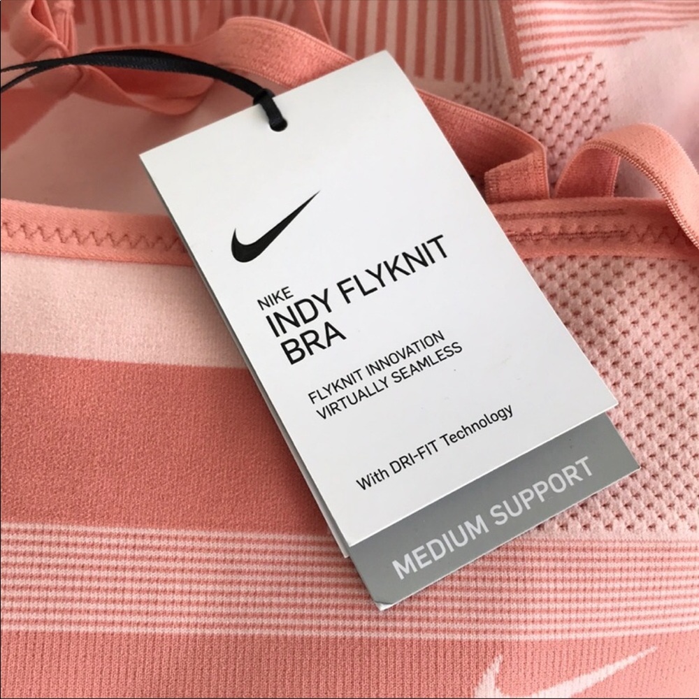 Nike Indy Flyknit Bra - Picture 6 of 6